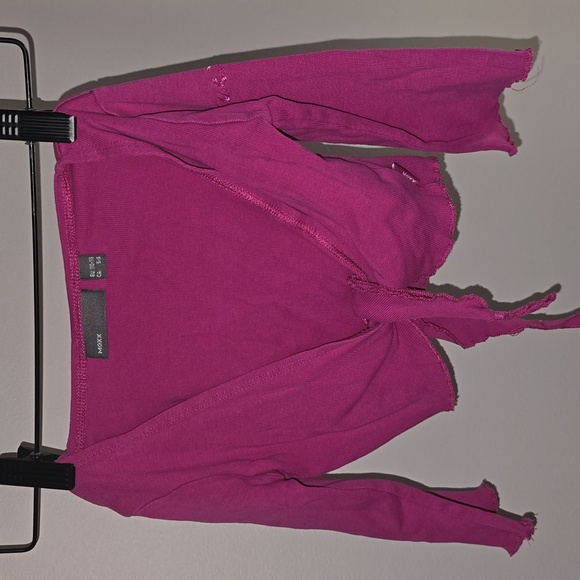 Cute top - Picture 2 of 5